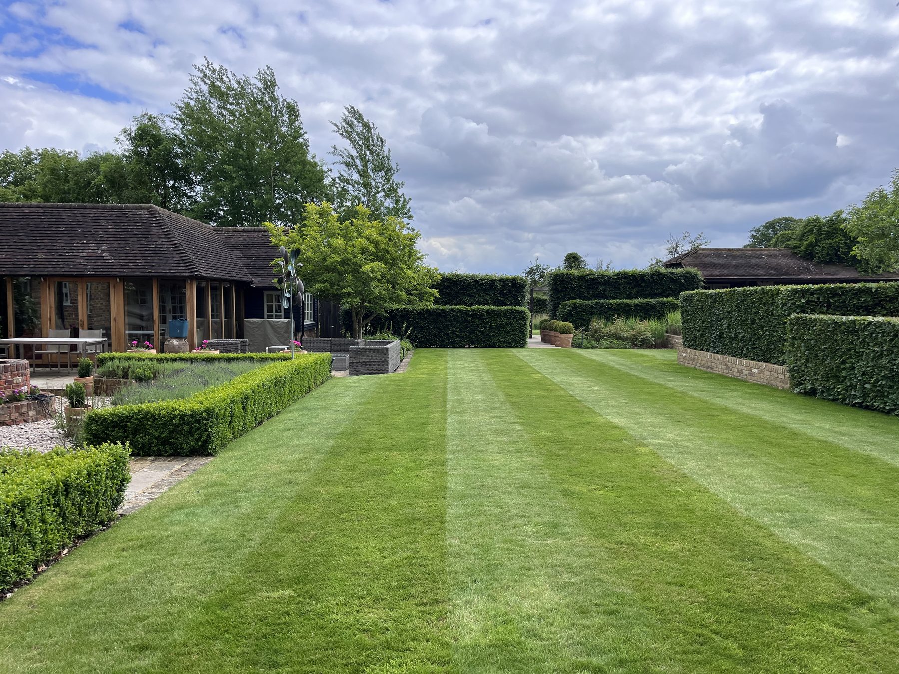 Jonesy Thyme garden and grounds maintenance work