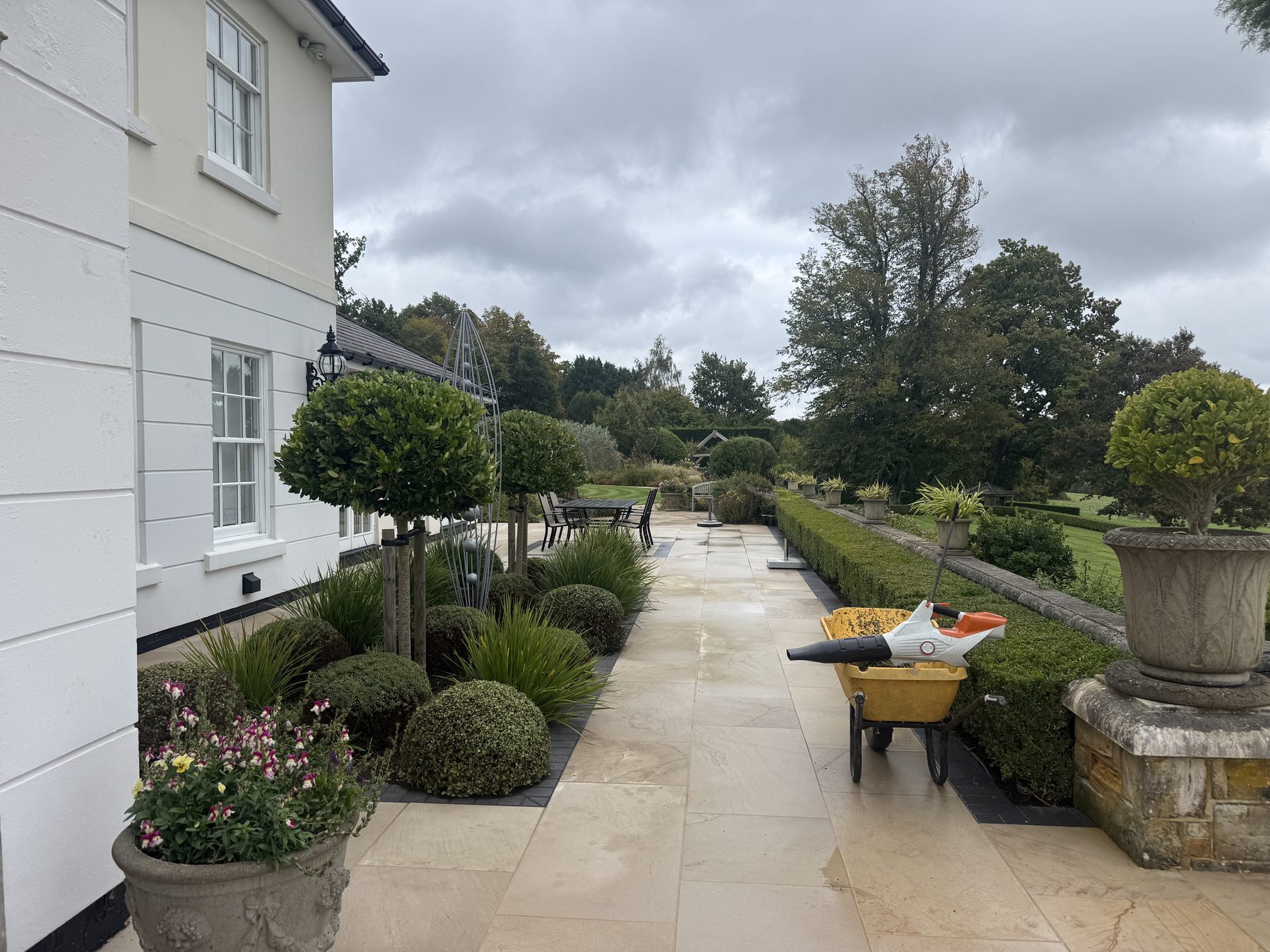 Jonesy Thyme garden and grounds maintenance work